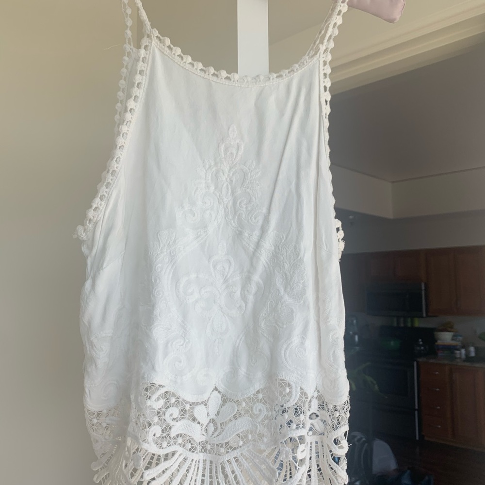 White laced tank